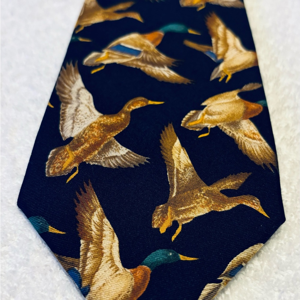 Brand New Stylish Mallard Duck Tie By LANDS END - Picture 2 of 4